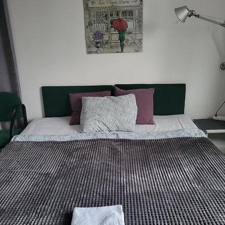 Charmed Homestay - Zaczarowany Warsawa Bagian luar foto