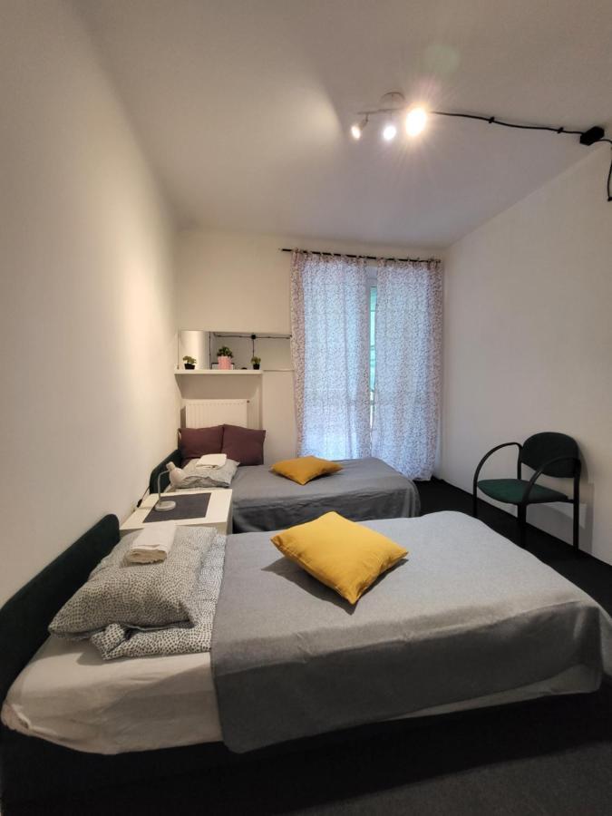 Charmed Homestay - Zaczarowany Warsawa Bagian luar foto