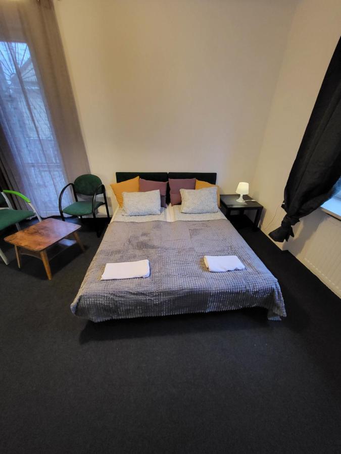 Charmed Homestay - Zaczarowany Warsawa Bagian luar foto
