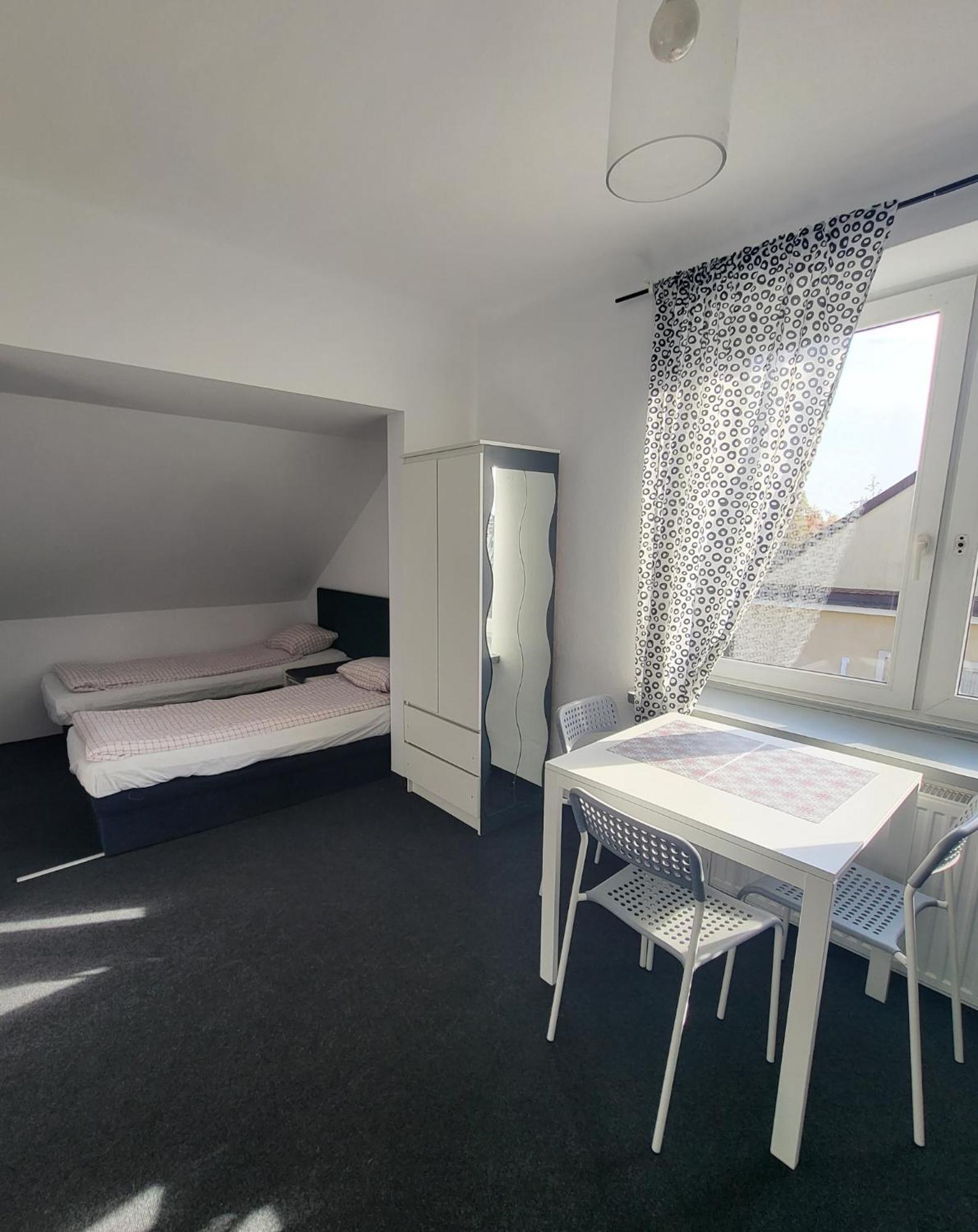 Charmed Homestay - Zaczarowany Warsawa Bagian luar foto