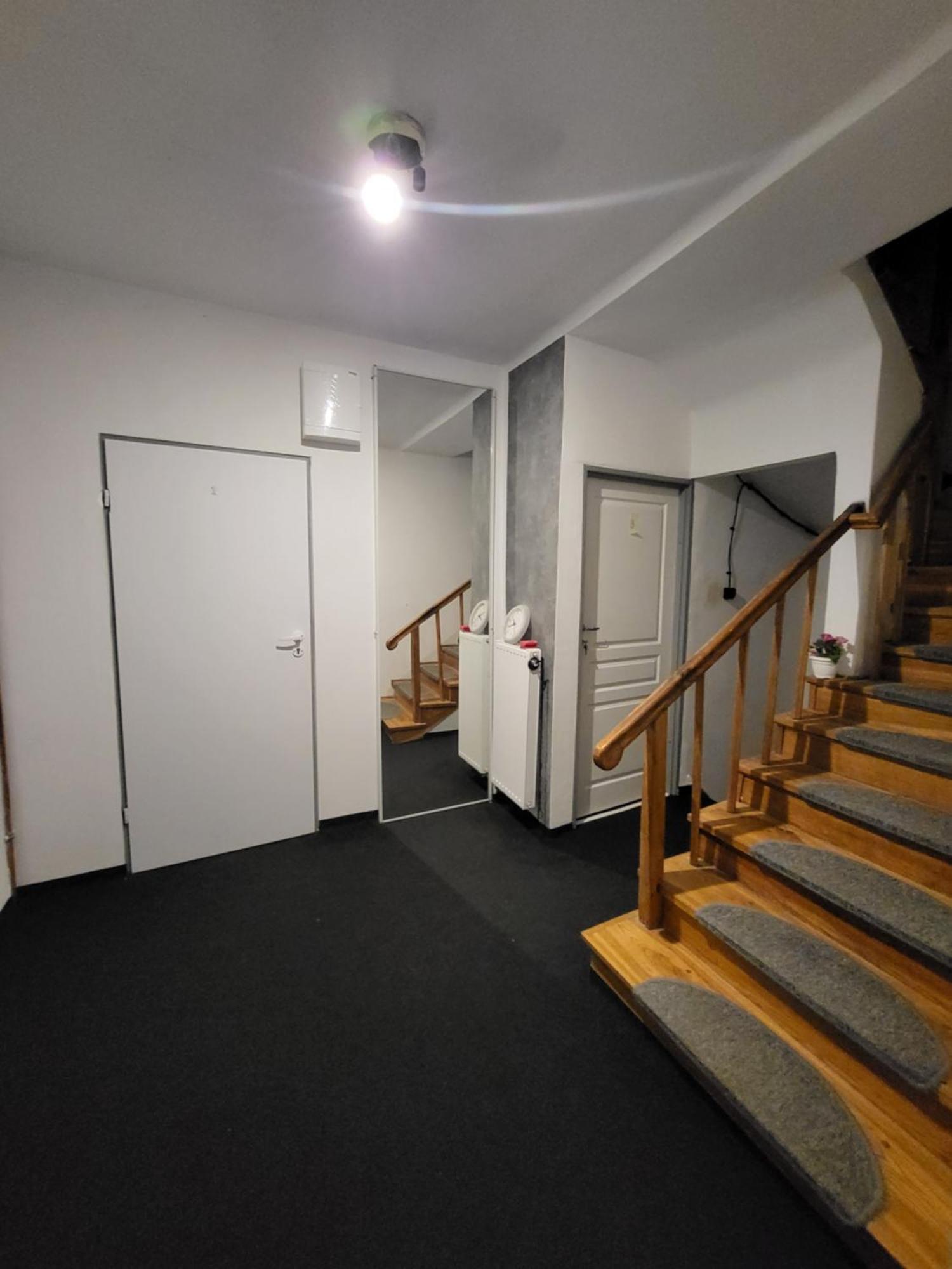 Charmed Homestay - Zaczarowany Warsawa Bagian luar foto